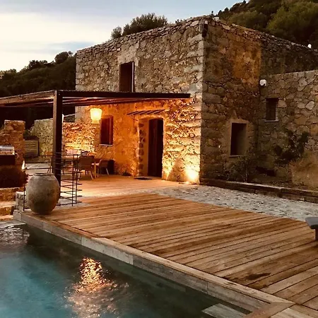 Villa U Laziu Corbara