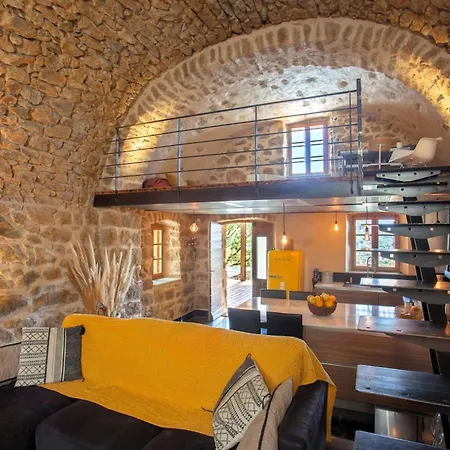 Villa U Laziu Corbara